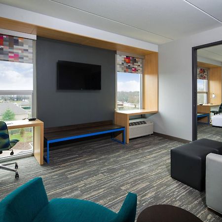Aloft Louisville East Экстерьер фото